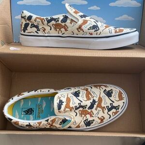 NEW IN BOX Simpsons Vans slip ons